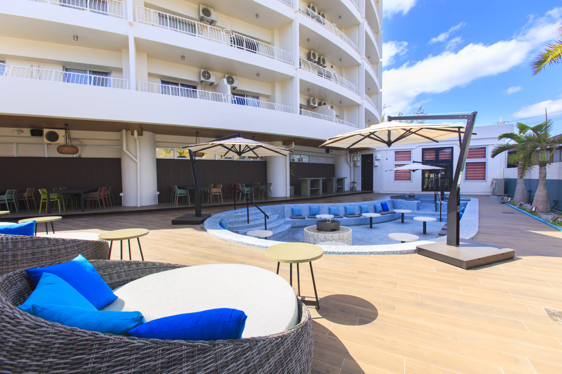 【公式サイト限定・3月アネックス棟限定】焚火Barで愉しむ「焼きマシュマロセット+沖縄おでん」&レンズ付きフィルム「写ルンです」を1部屋に1個プレゼント<朝食付・ラウンジフリーフロー>