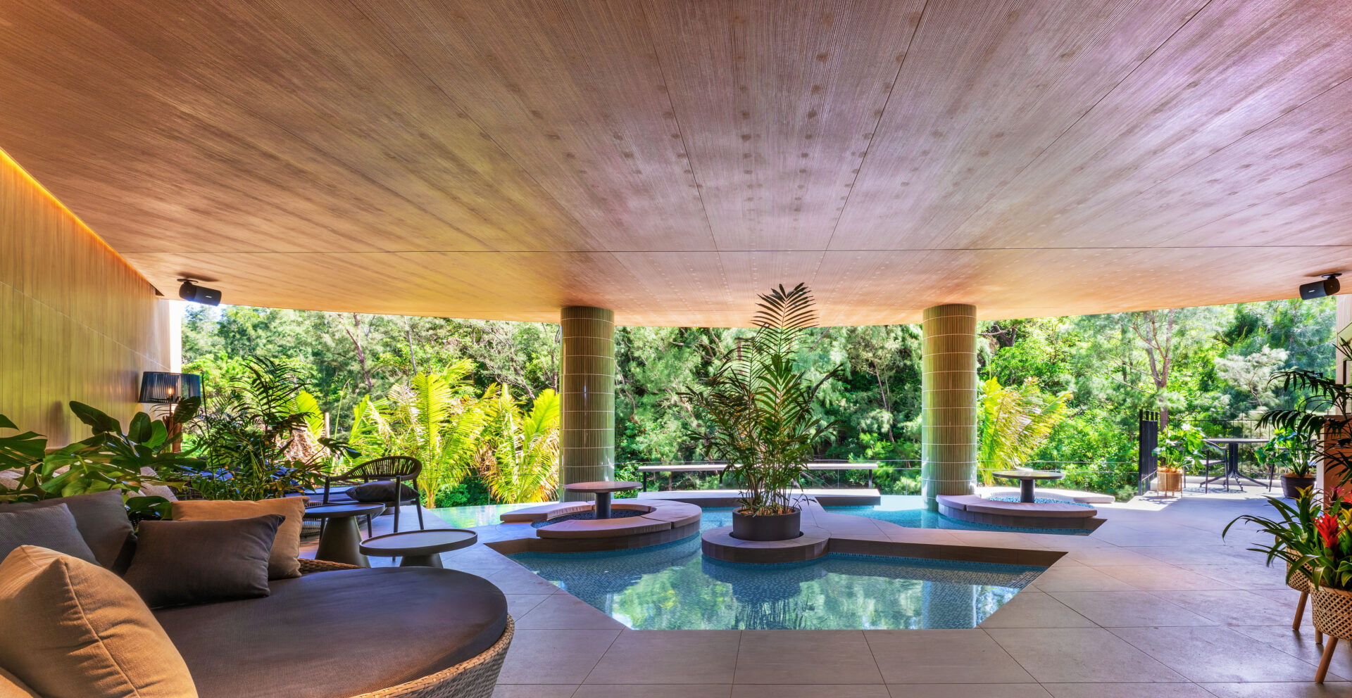 【こどもの日限定】小学生半額！GWの思い出作りに TWIN-LINE STAY＜夕朝食付・ラウンジフリーフロー＞